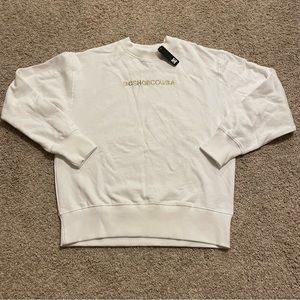 B91.‎ NWT DCShoe Sweatshirt (M)